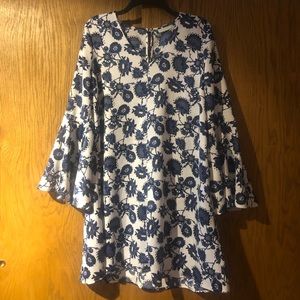 New York & Company Bell Sleeved Dress